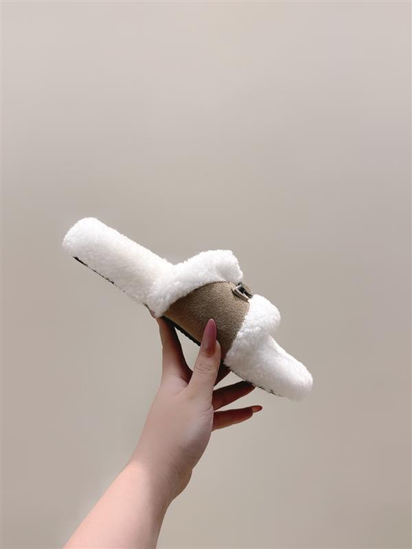 2025112818447487 240